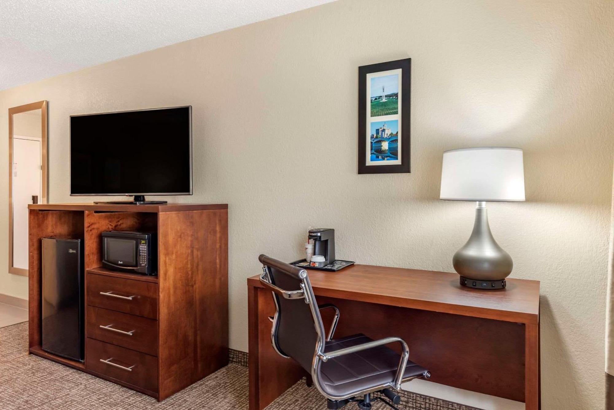 Comfort Inn & Suites Middletown - Franklin Buitenkant foto